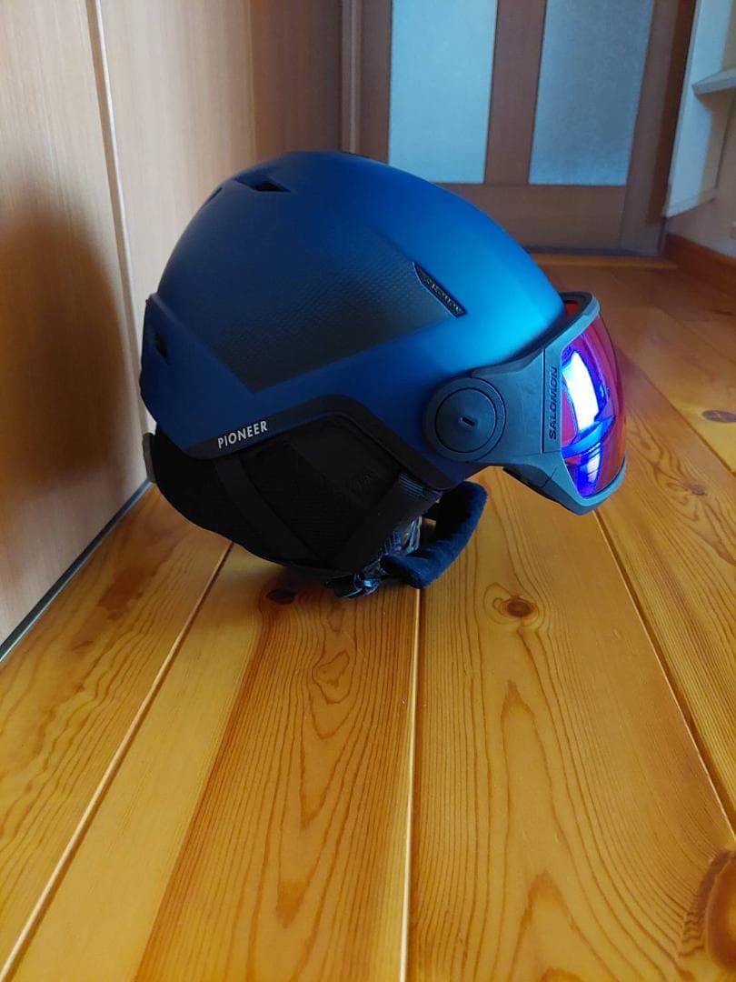 SALOMON PIONEER LT VISORヘルメット