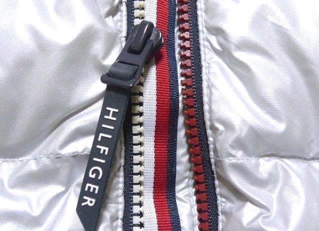 【大きい】XL-XXL日本サイズ位トミーヒルフィガーUS限定極暖ダウンジャケット