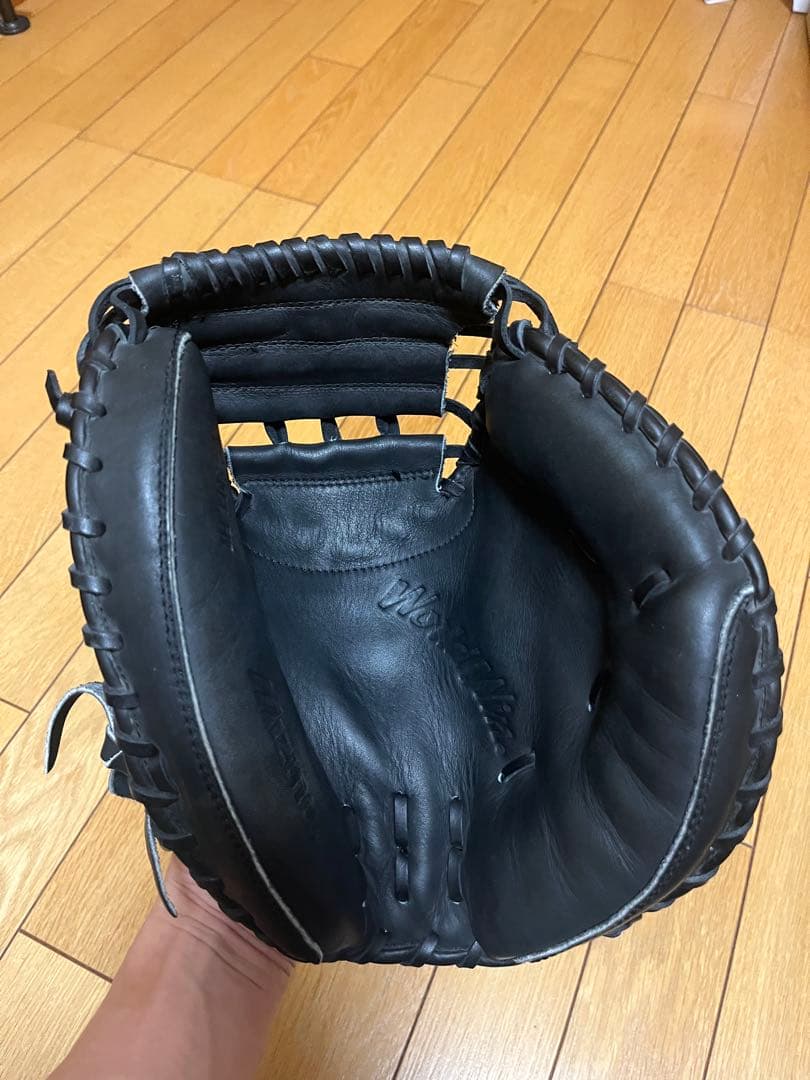 ひ*ょ様 Mizuno World Winキャッチャーミット黒 軟式用
