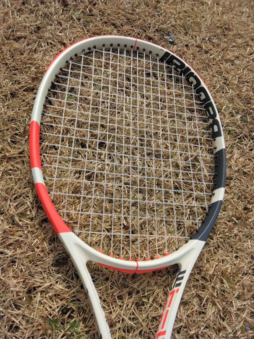 ガット新品！Babolat PURE STRIKE 100 硬式用テニスラケット