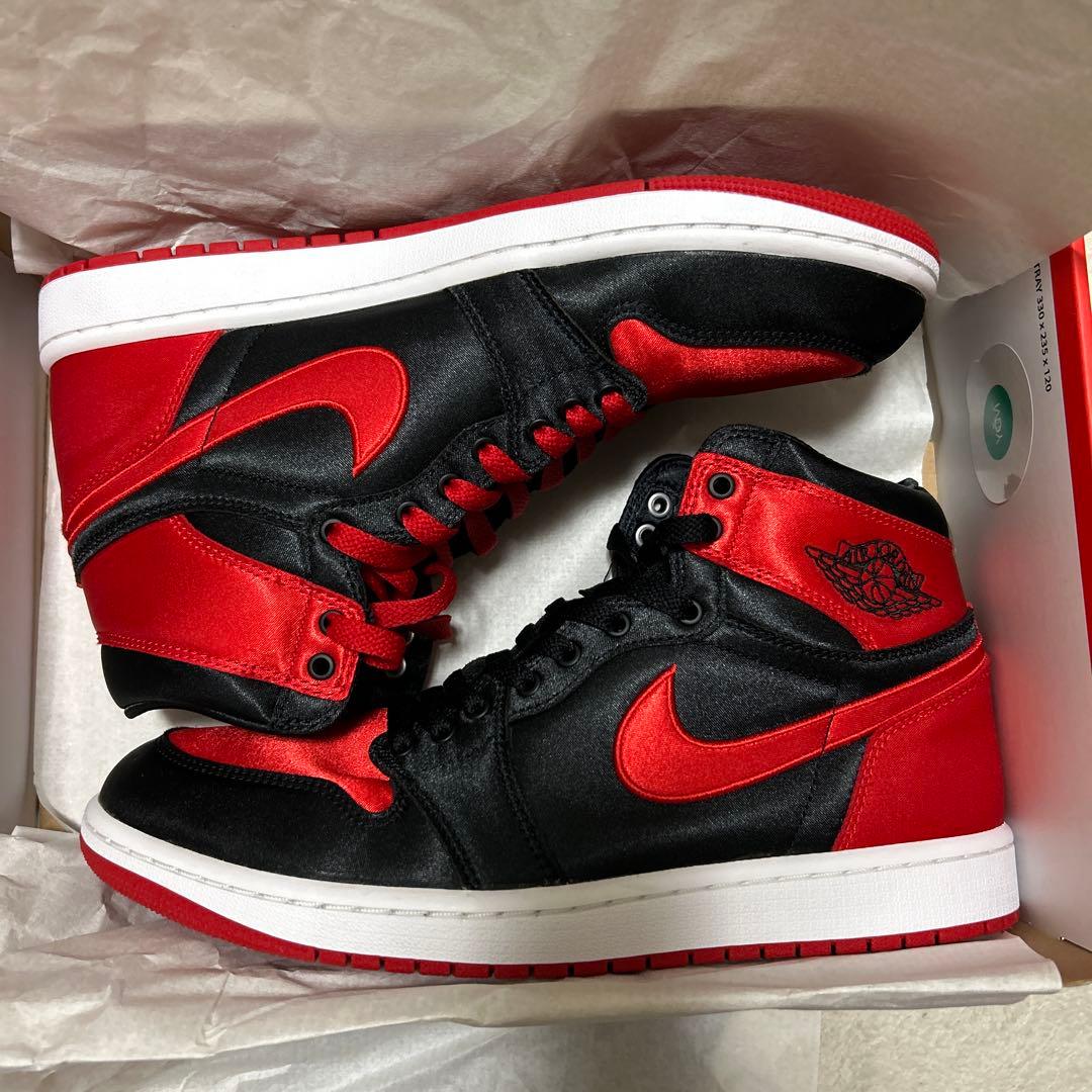 NIKE AIR JORDAN 1 ハイカット ブラック×レッド