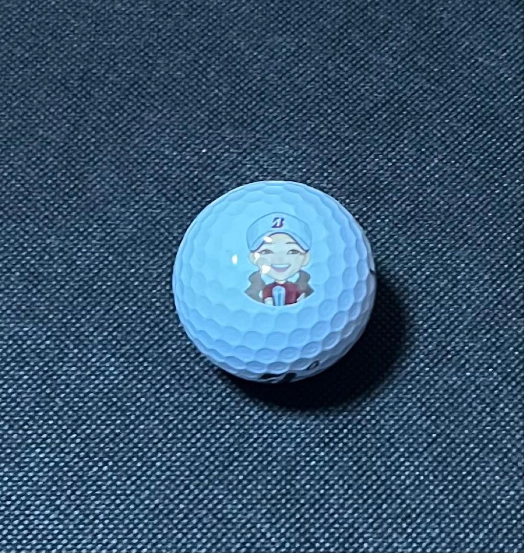 吉田優利プロオウンネームボール　ブリヂストン