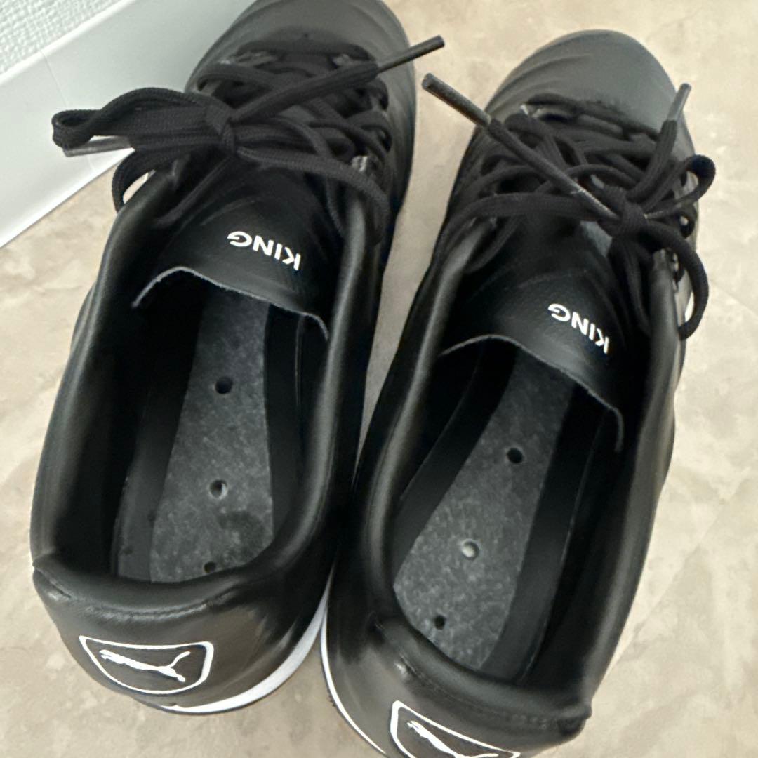 Puma KING ブラックトレーニングシューズ
