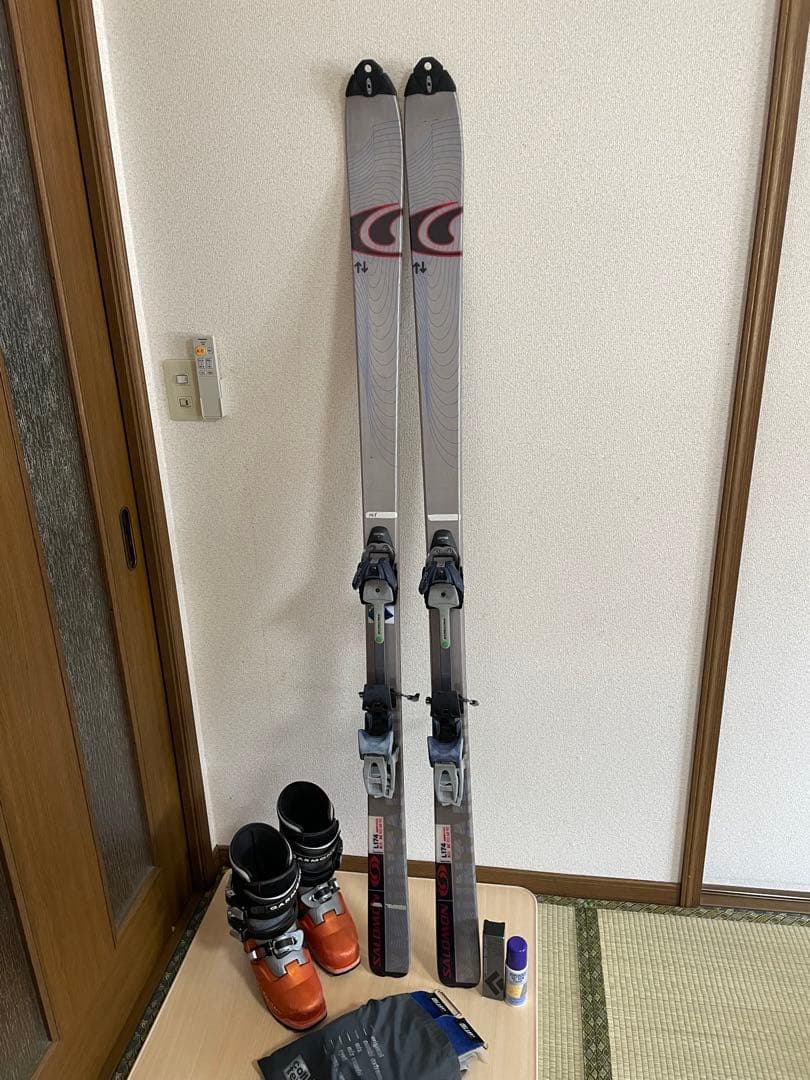 山スキーセット　SALOMON板+ DIAMIR + ブーツ + シール