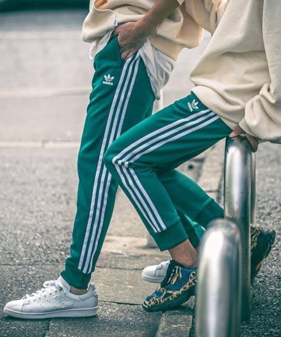 アディダス オリジナルス スーパースター トラックパンツ