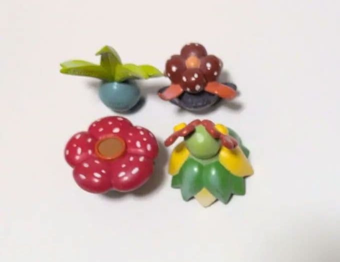 モンコレ　ナゾノクサ　クサイハナ　ラフレシア　キレイハナ　ポケモン