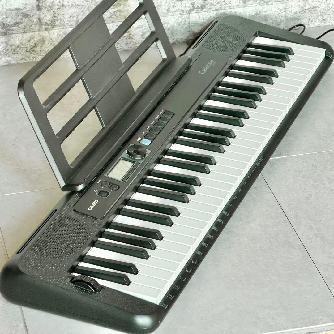 CASIO「カシオトーン・CT-S300」61鍵ポータブルキーボード
