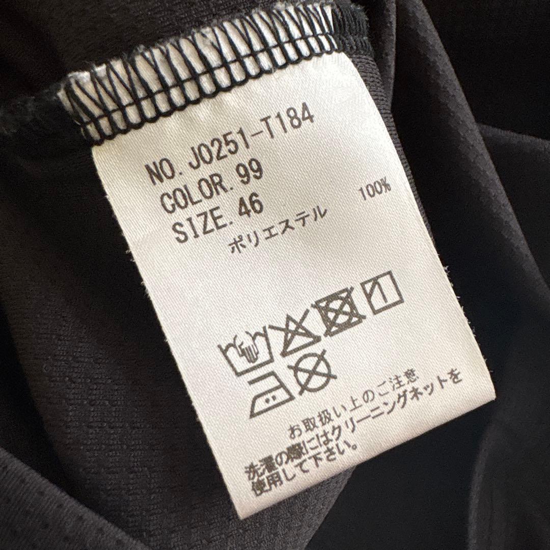 jump one ブラック Vネック Tシャツ