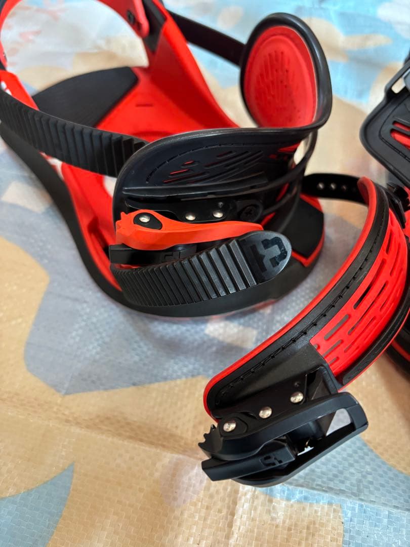 UNION ULTRA 23-24 Mサイズビンディング レッド　CROOJA