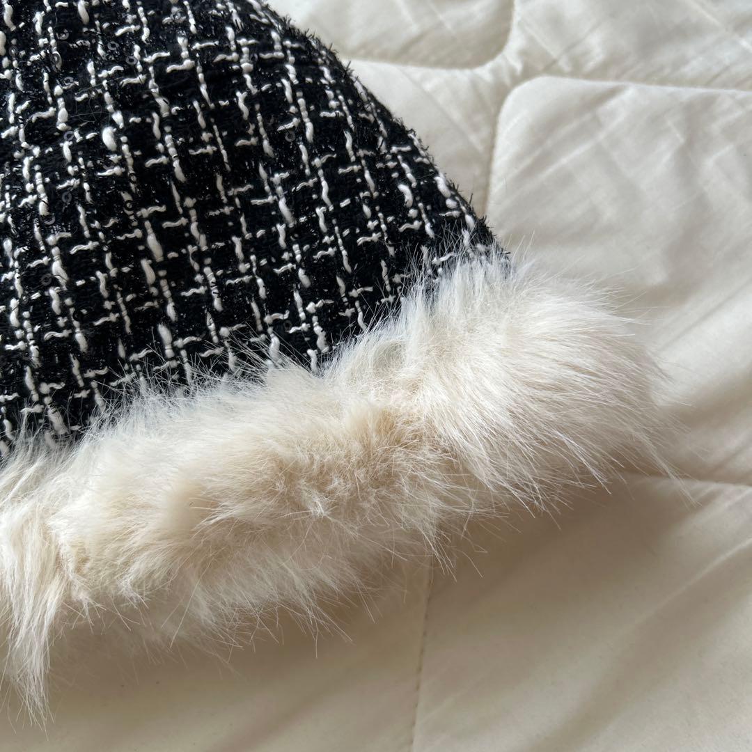 Chanel ノベルティ　ツイード帽子 ファー付き　新品未使用！