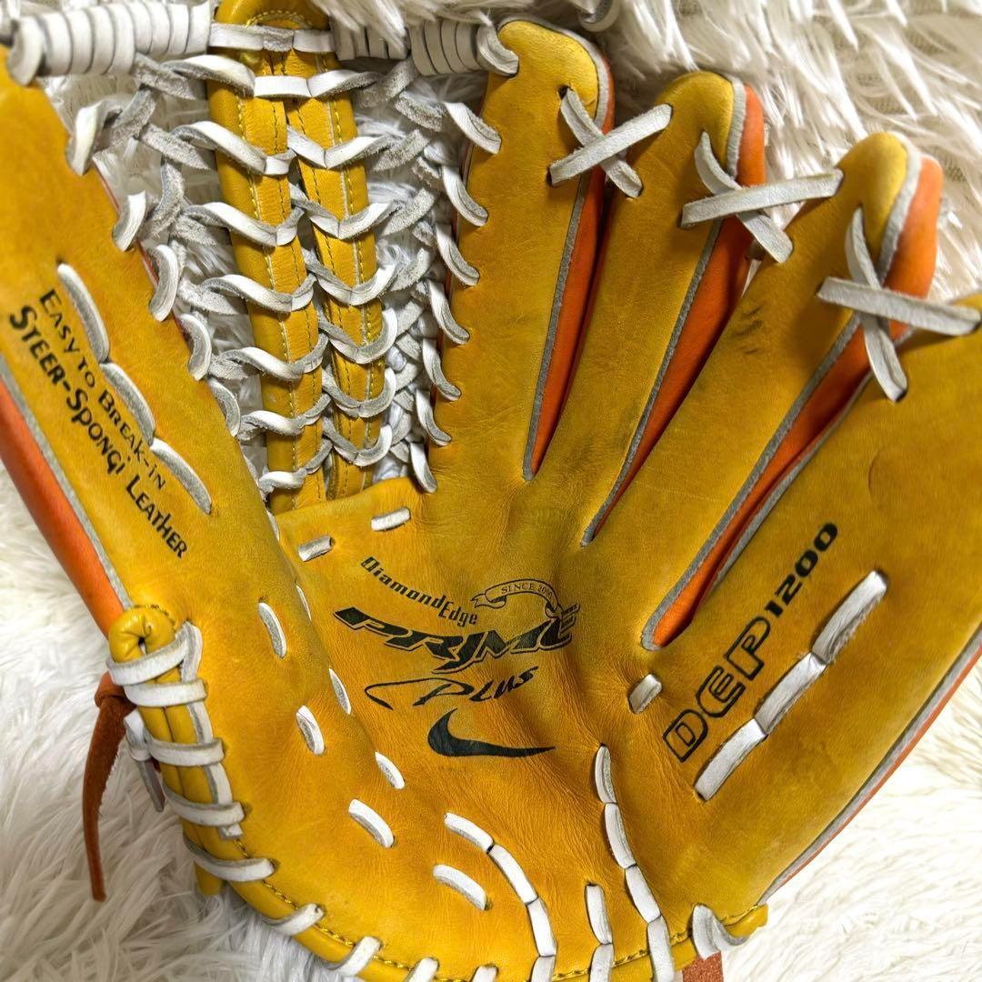 希少　NIKE 一般 外野手 グローブ　限定モデル ビタミンカラー