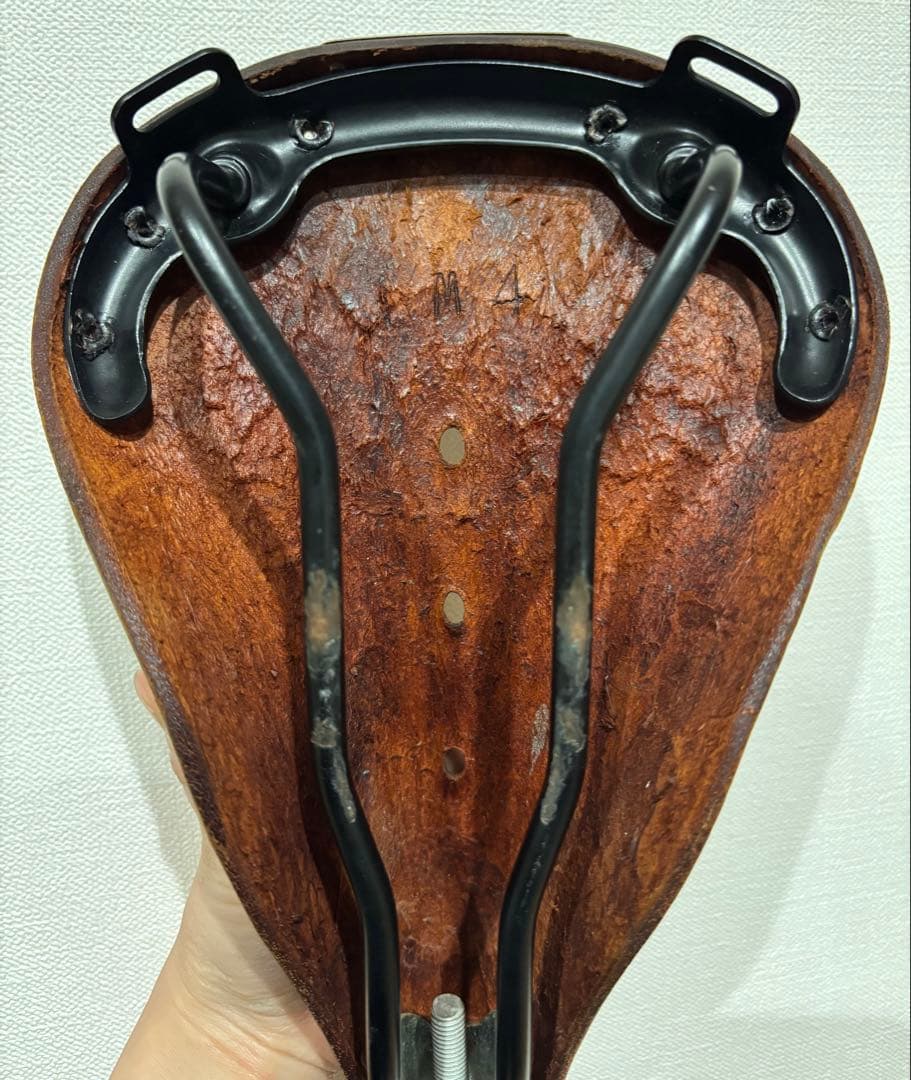 BROOKS B17 ブルックス レザーサドル