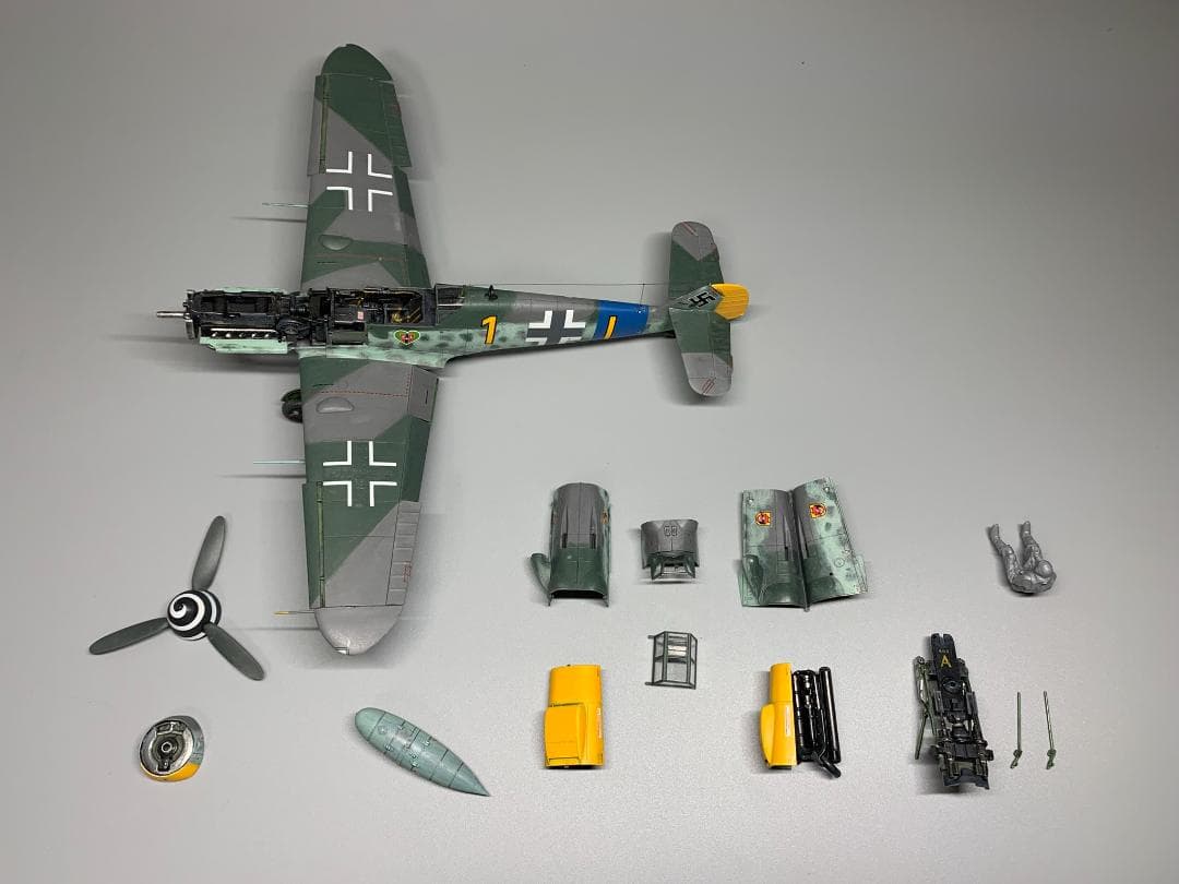 タミヤ1/48 メッサーシュミット Bf109 G-6 塗装済み完成品