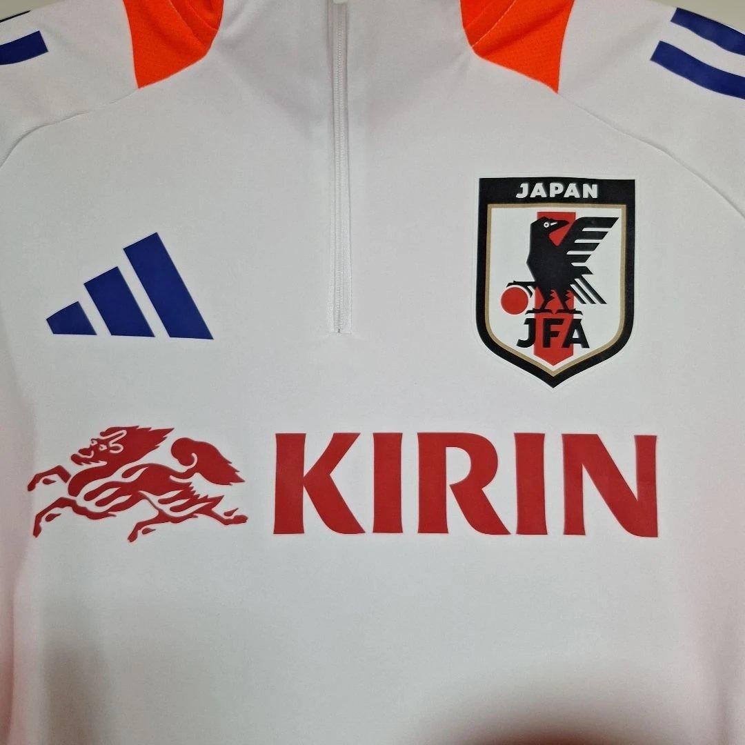 ほぼ新品！　adidas　日本代表 トレーニングウェア　2024年モデル