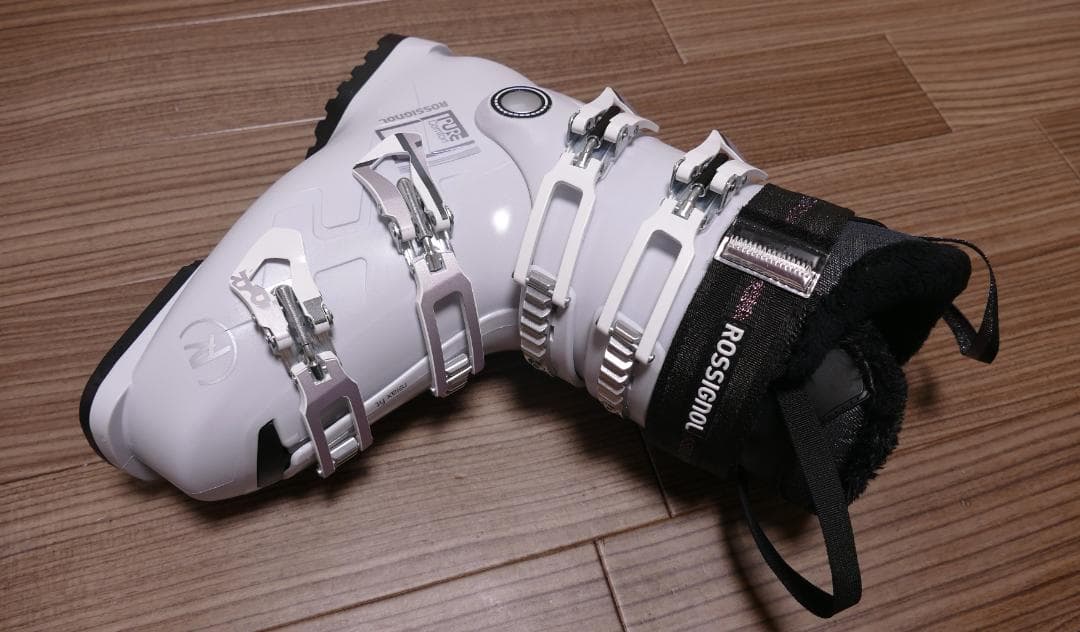★未使用品に極めて近い★ROSSIGNOL★レディースーブーツ★初級者位の方～