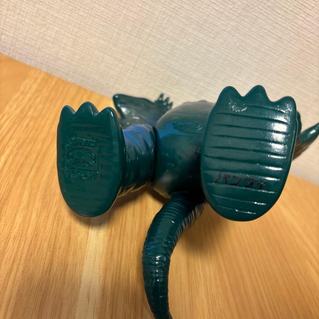 ブルマァク　ペギラ