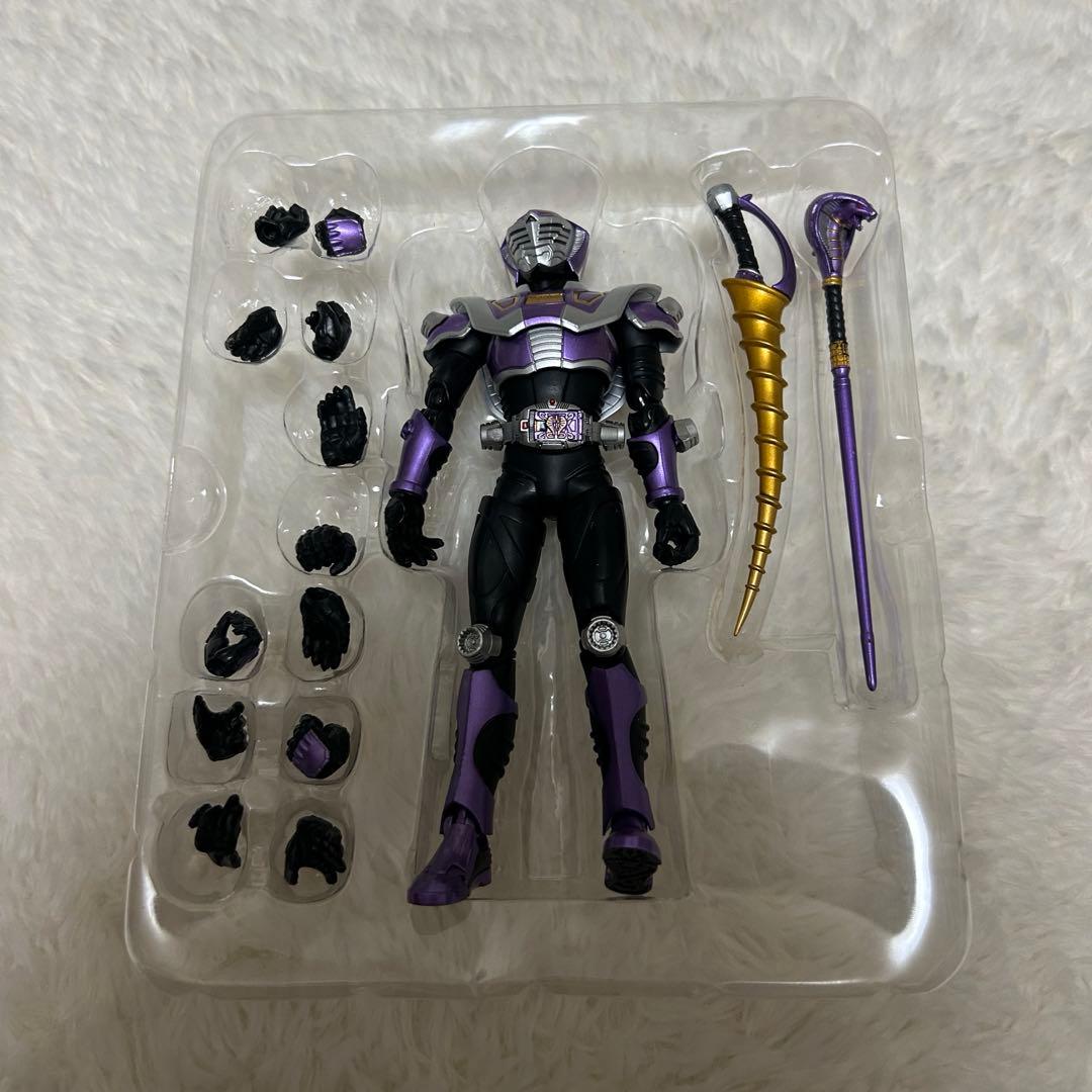 SHFiguarts 仮面ライダー王蛇
