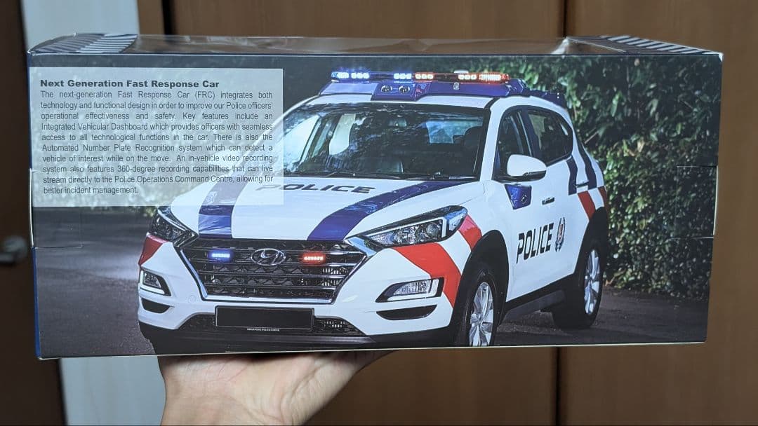 1/18 ヒュンダイ　ツーソン　シンガポール警察