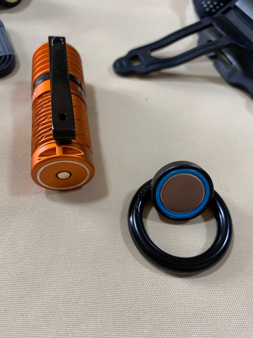 ライト・ランタン Olight Perun 2 mini (+ Olink)