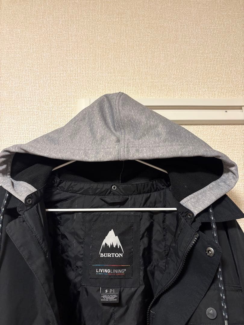 最終値下げ！Burton スノーボードジャケット ブラック S ダンモア