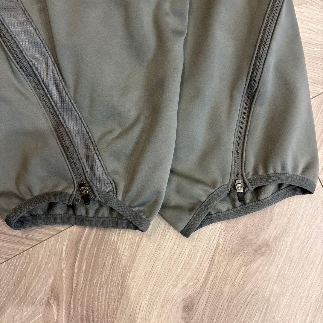 ATHLETA ジャージ上下セット M グレー　ウィンドブレーカー　ジャージ