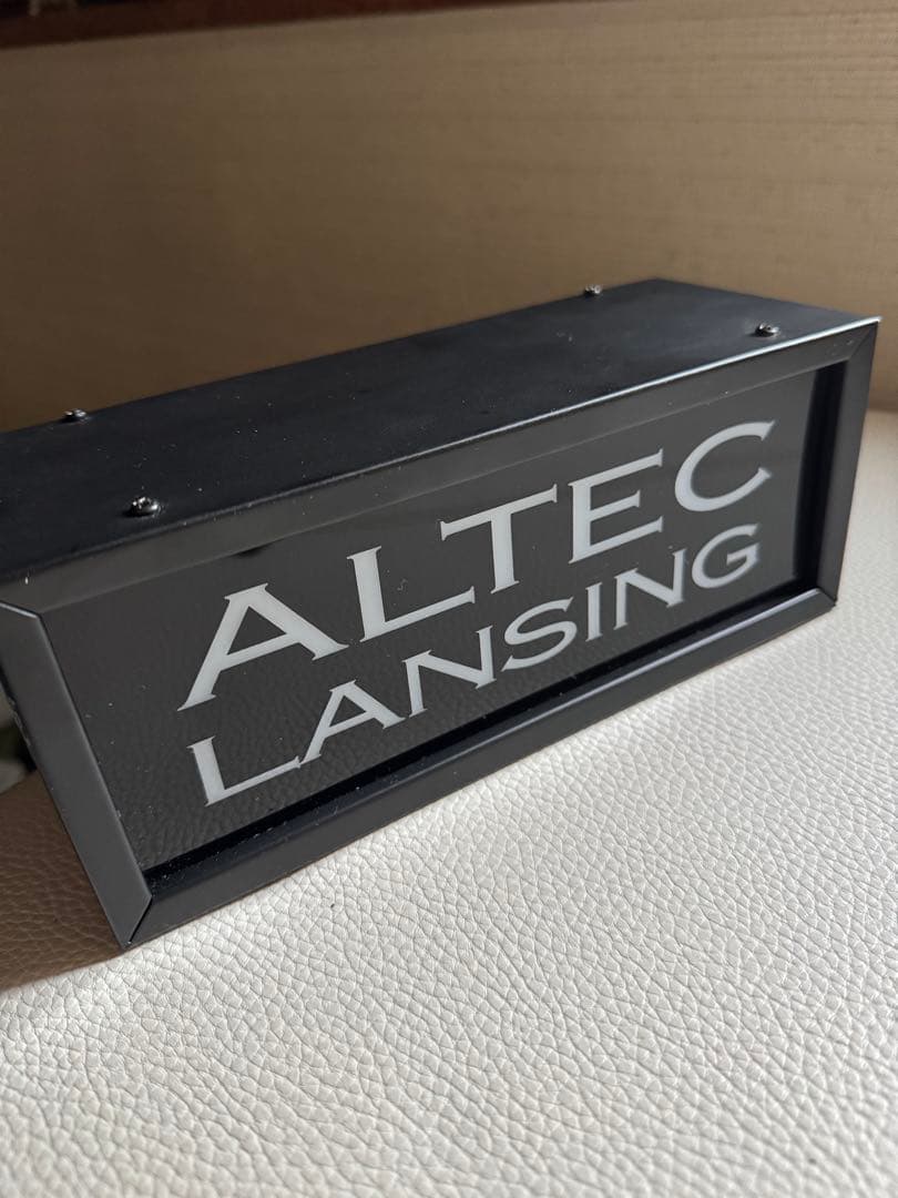 ALTEC LANSING テーブルライト