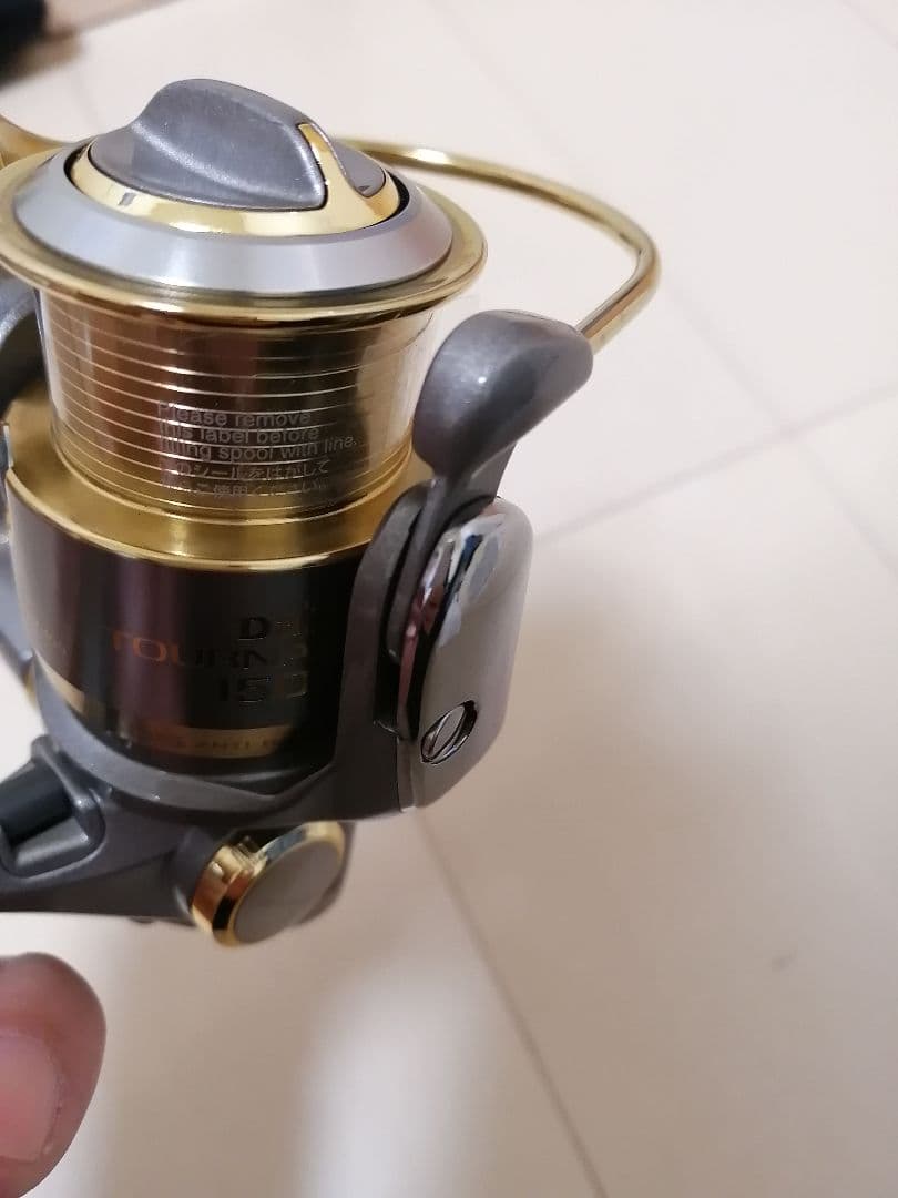 [美品] ダイワ　トーナメント Z 1500C　スピニングリール