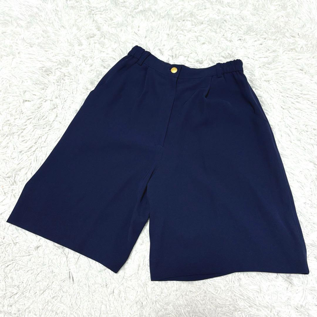 【極美品】レオナールスポーツ　ハーフパンツ　ゴルフ　ネイビー　M 紺色