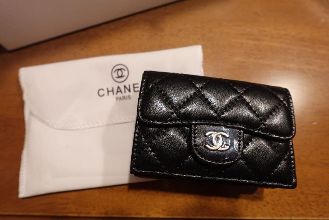 CHANEL ノベルティ　財布