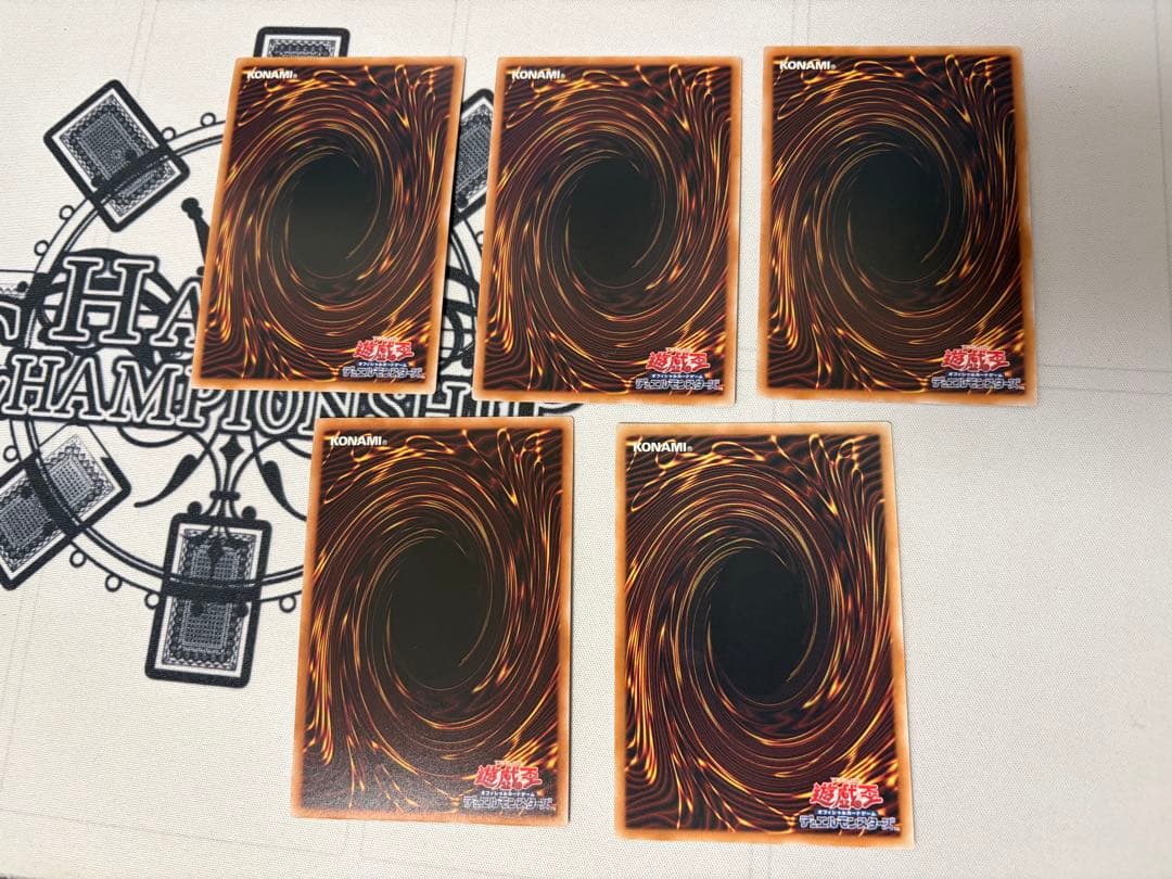 遊戯王　ブラック・マジシャン　デッキパーツ