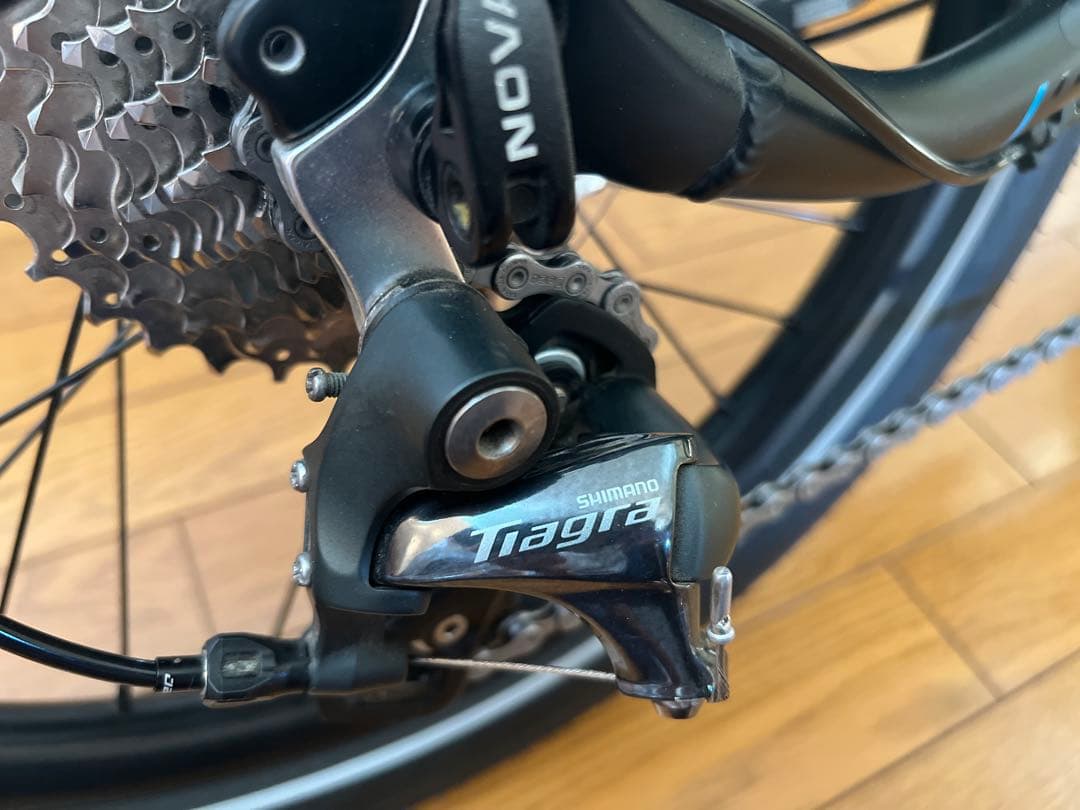 TERN《VektronS10》総走行距離90キロ《折畳電動自転車》《室内保管》