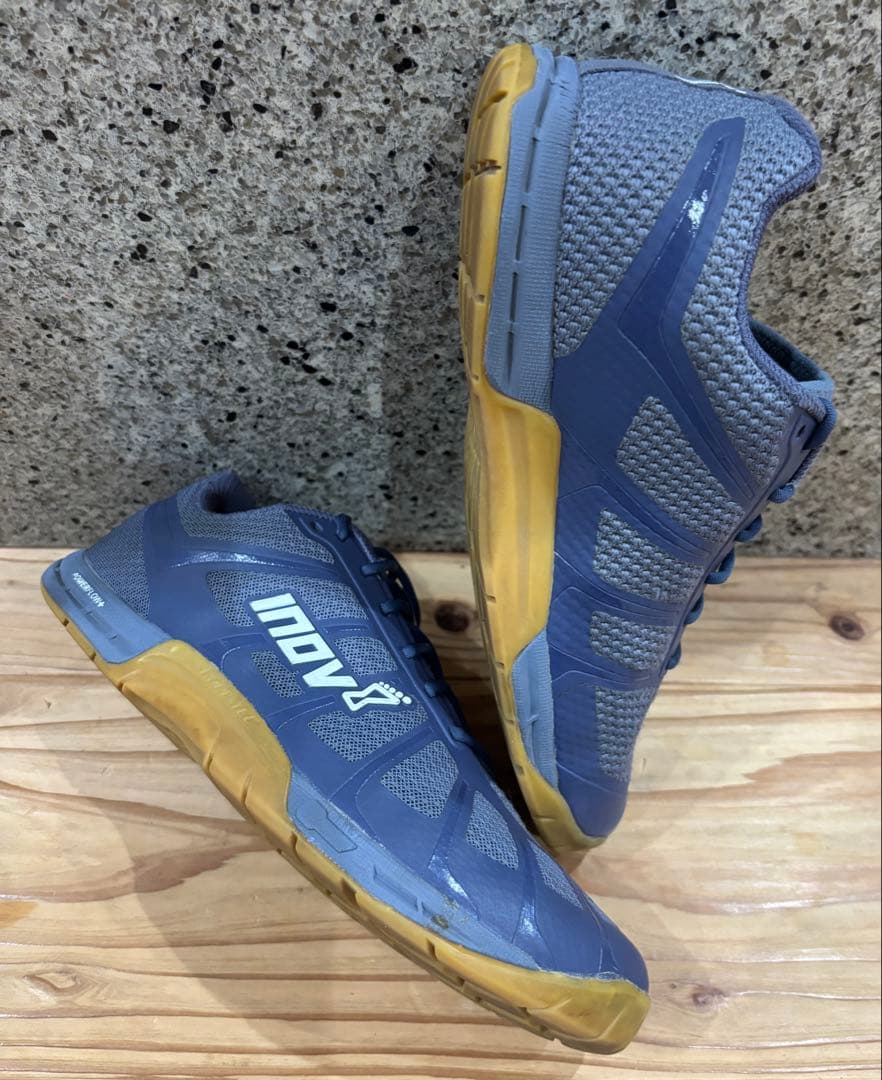 inov-8 f-lite 235 inov8 トレーニング　イノヴェイト