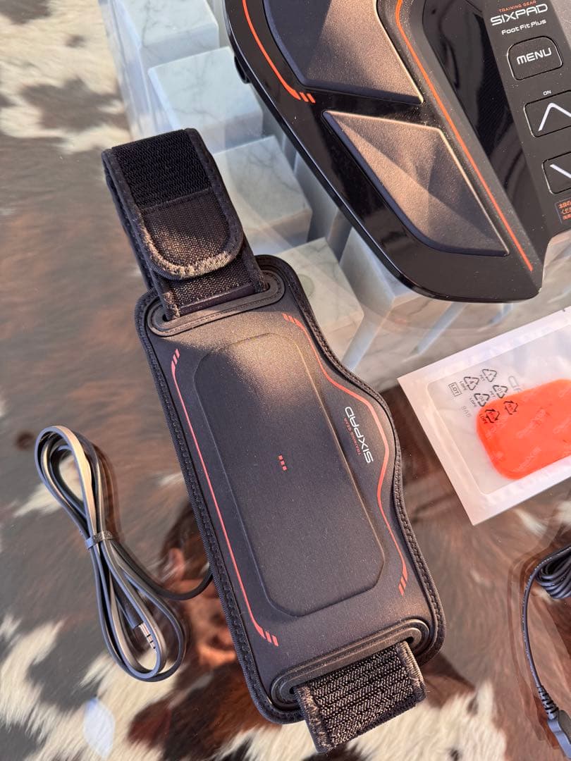 SIXPAD Foot Fit Plus未使用品に近い 激安です