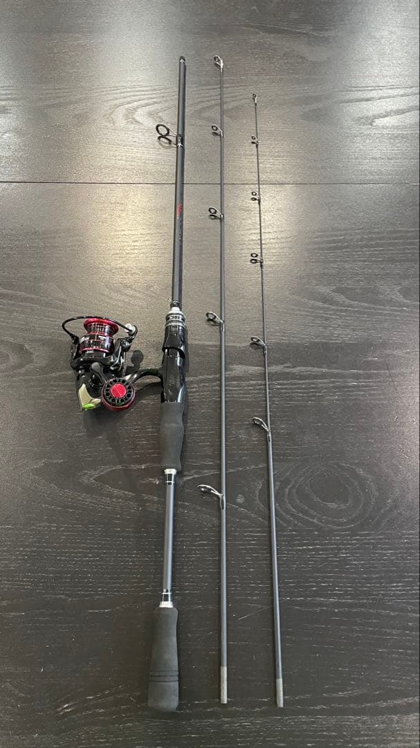 釣りセット2ピーススピニングロッド（180㌢穂先二本付)3000番ライン100m