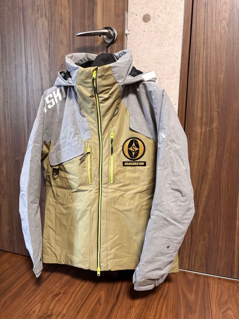 週末価格　[美品] デサント スキージャケット Lサイズ