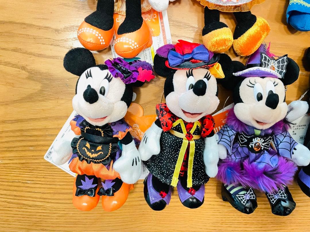 ディズニー ぬいぐるみバッジ ミニー ハロウィン