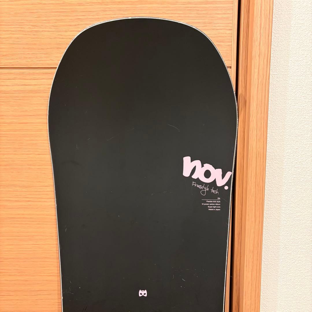スノーボード　板　NOVEMBER D4 21-22レディース　142
