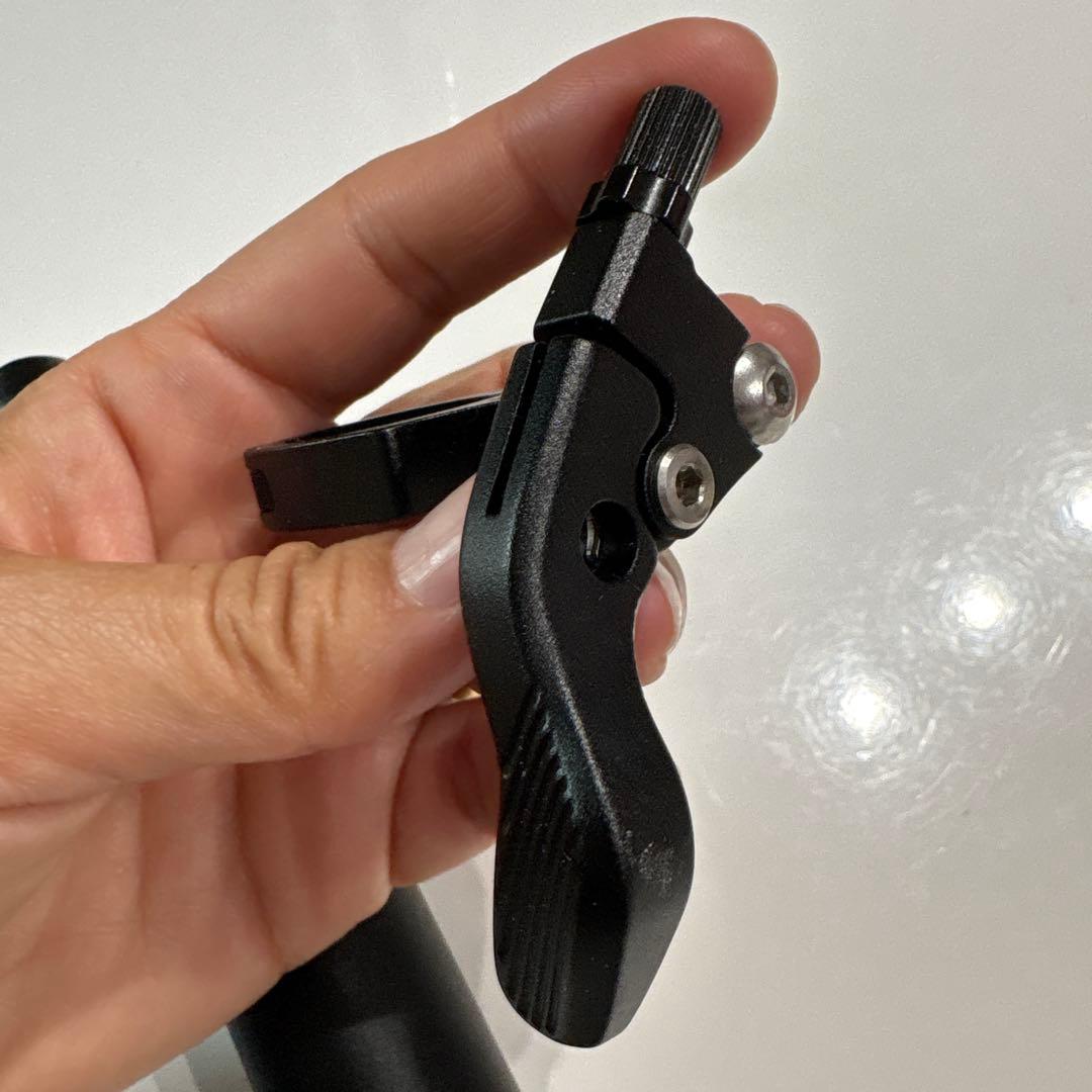 【レバー付】ドロッパーシートポスト30.9mm 125mm 内装式 ケーブル内蔵