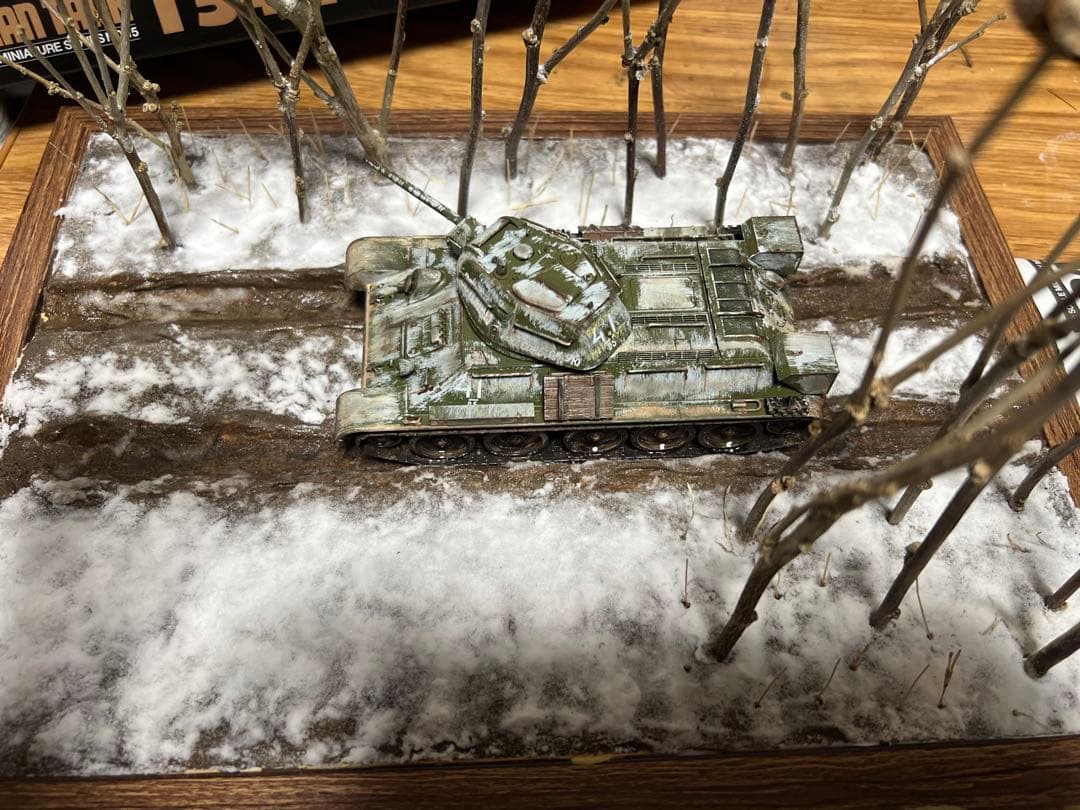 タミヤ1/48 T-34/76 ソ連戦車 ジオラマ仕立て