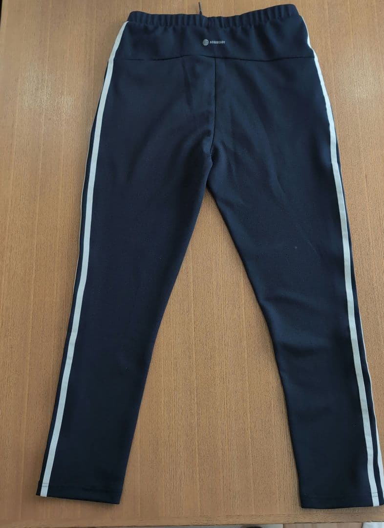 adidas ジャージ上下　レディース