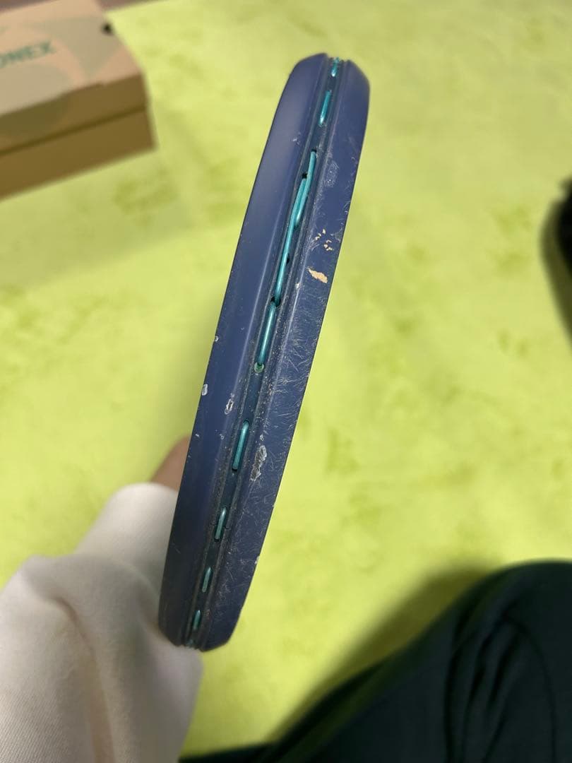 MIZUNO 軟式用前衛テニスラケットです。