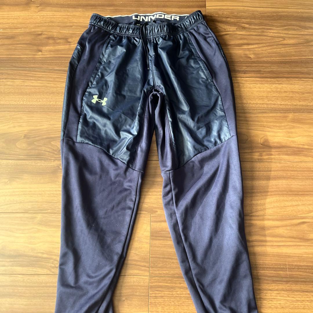 UNDER ARMOUR ウィンドブレーカー　上下セット