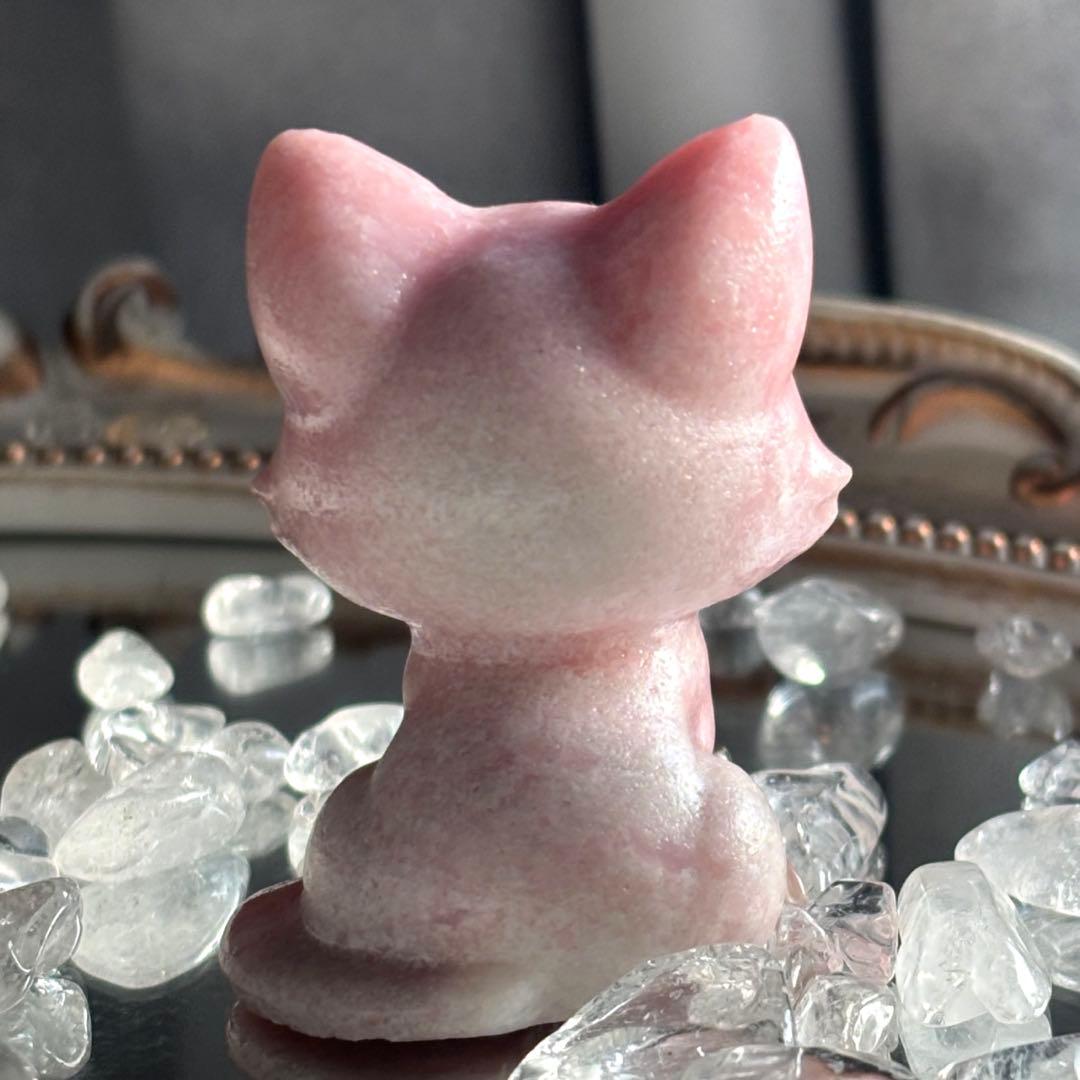 再入荷だけど売約済み♥️ピンクオパール キツネちゃん 九尾 カービング