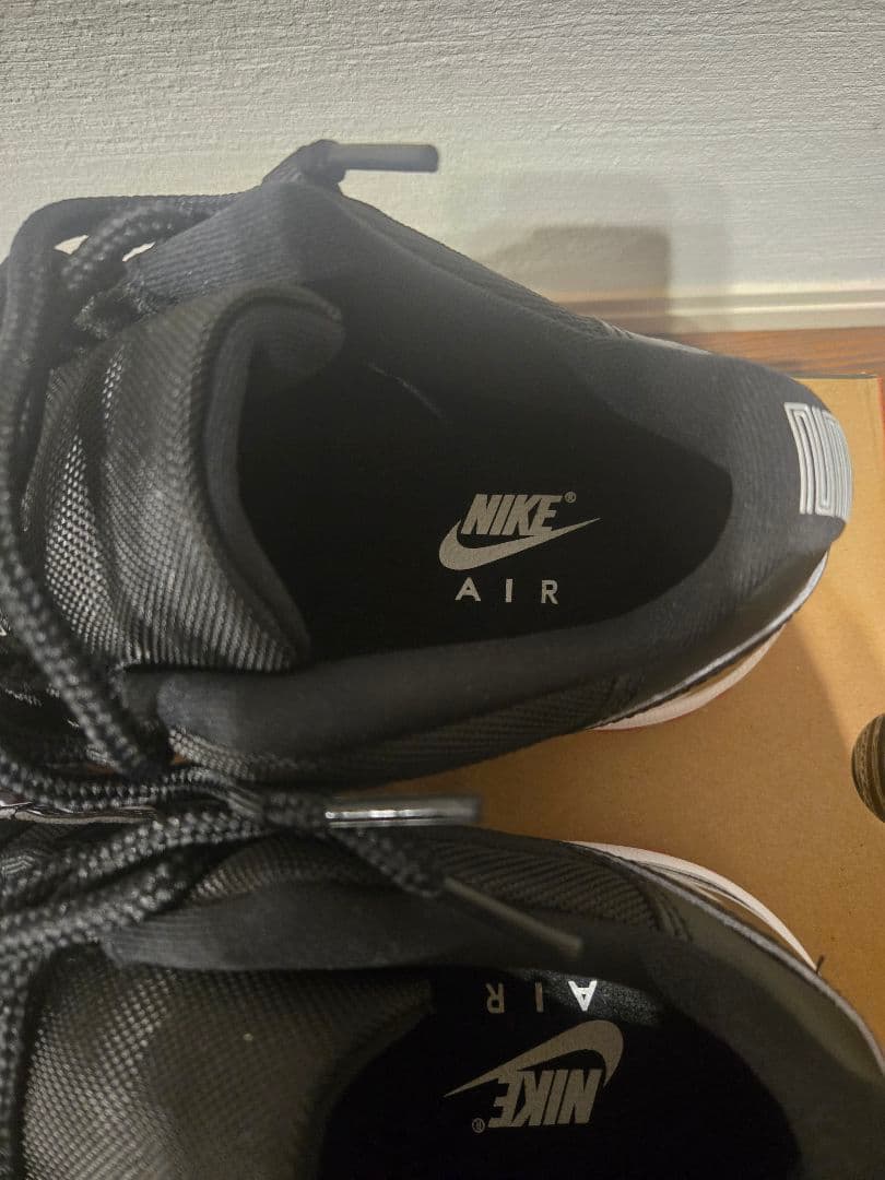 Jordan Air Jordan 11 Low 黒赤　26.5㎝
