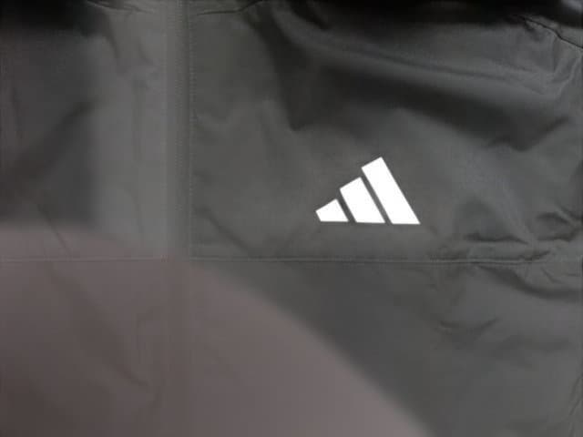 新品　adidas　ウインドブレーカー上下セットXLサイズ
