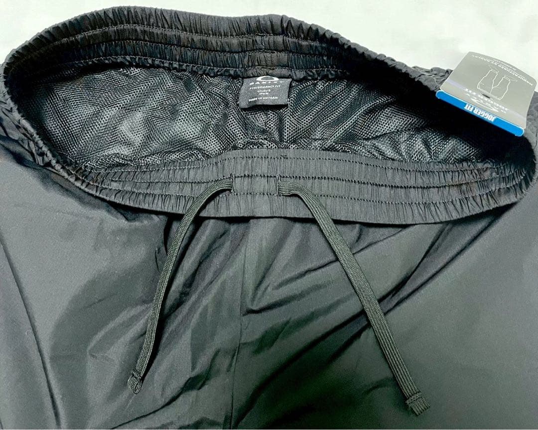 【新品タグ付】OAKLEY ウィンドメッシュパンツ 黒 M 定価8690円