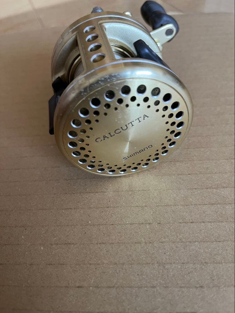 SHIMANO CALCUTTA 201XT ゴールド