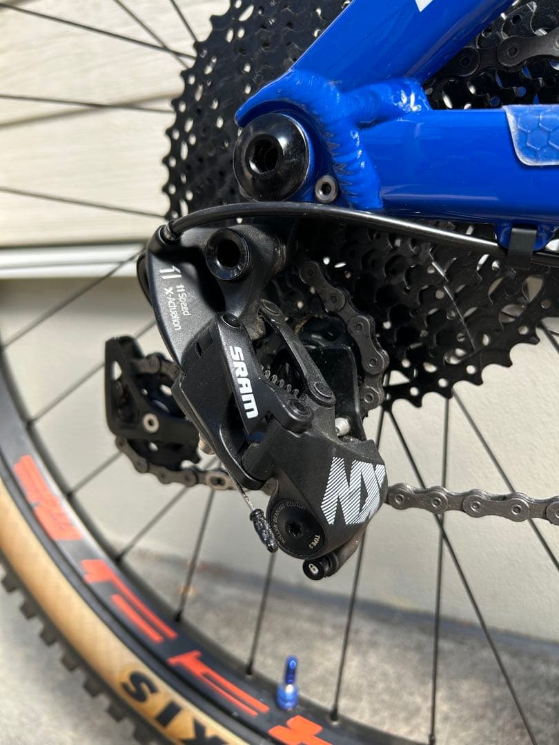 【超美品】MONDRAKER DUNE M size モンドレイカー