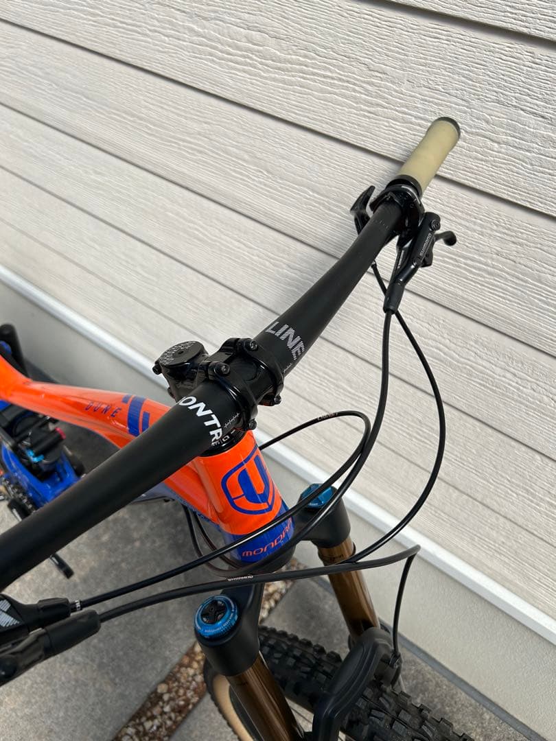 【超美品】MONDRAKER DUNE M size モンドレイカー