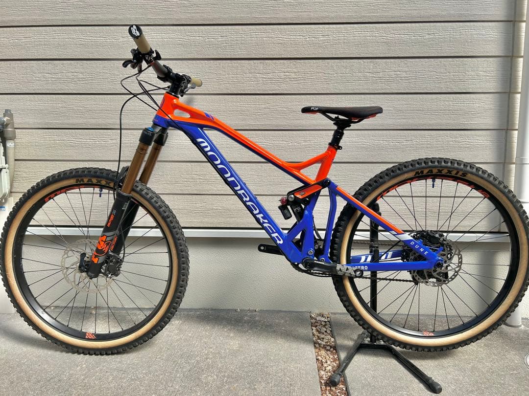 【超美品】MONDRAKER DUNE M size モンドレイカー
